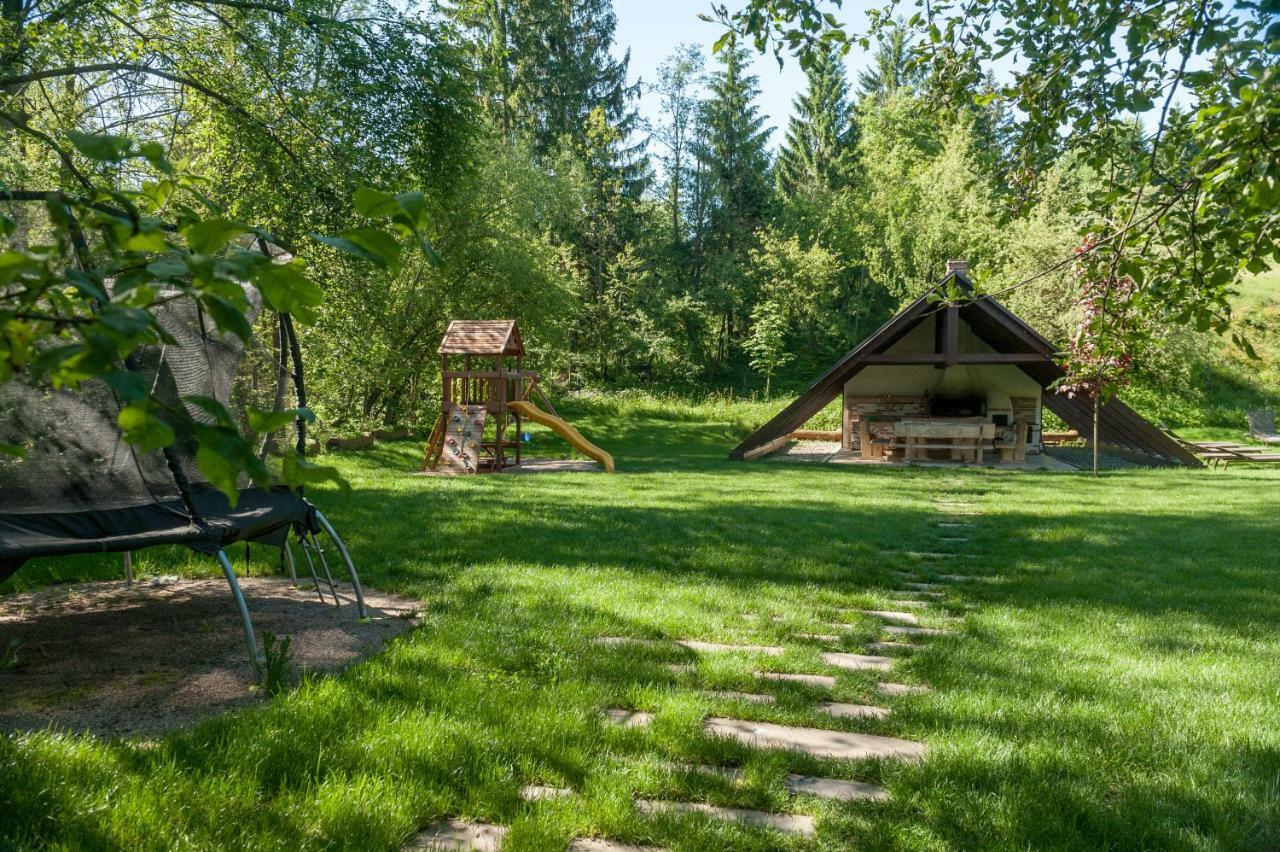 Chalet Hovel Mînăstirea Humorului Exterior foto