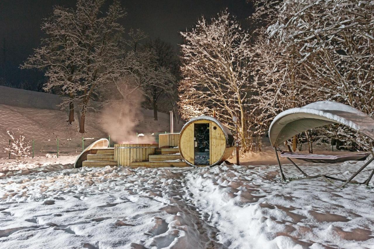 Chalet Hovel Mînăstirea Humorului Exterior foto