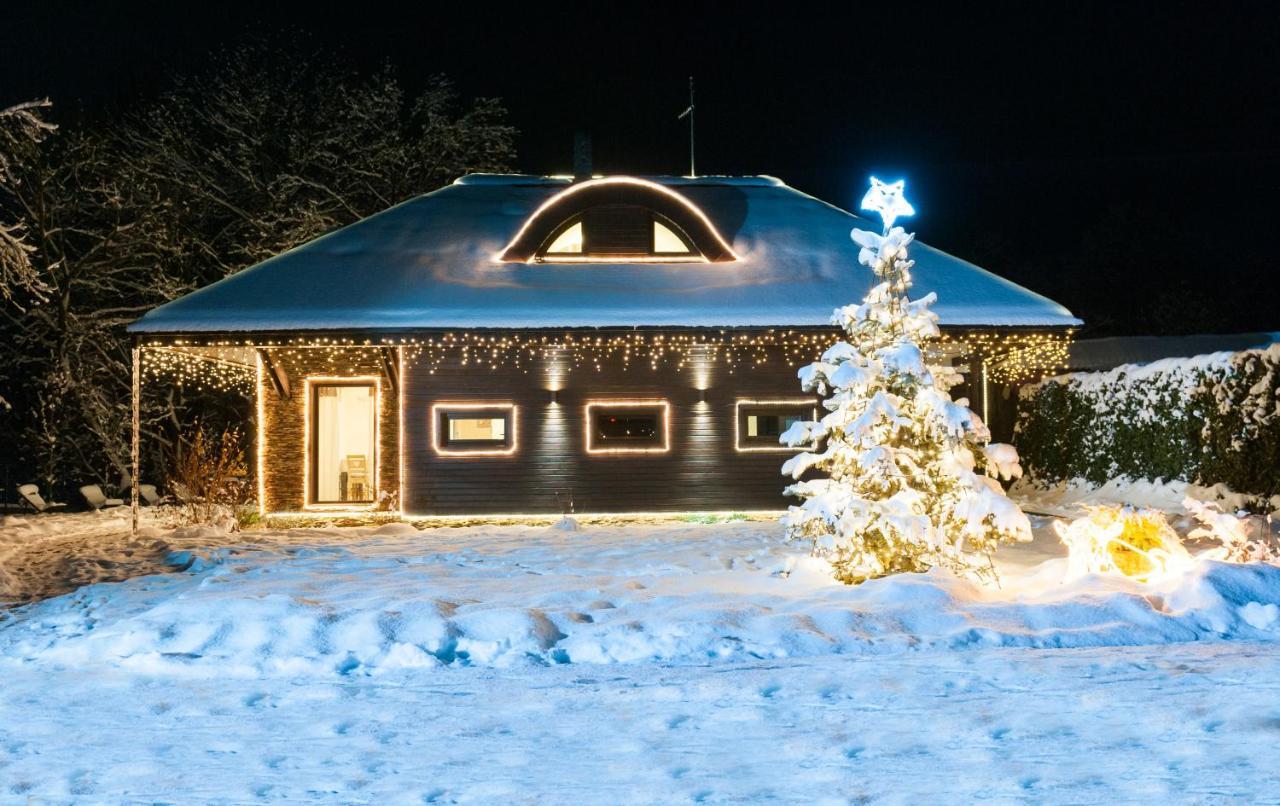 Chalet Hovel Mînăstirea Humorului Exterior foto