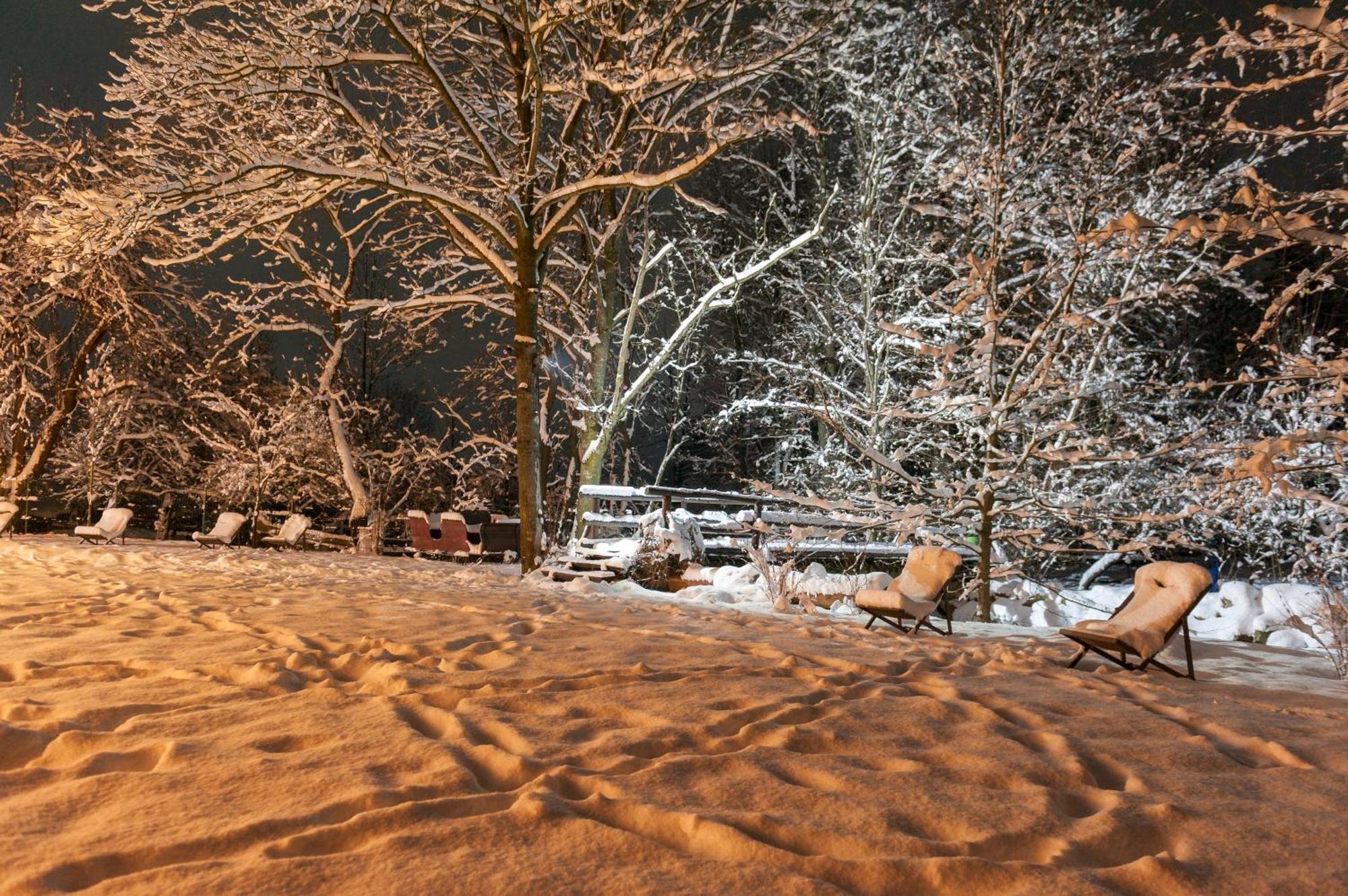 Chalet Hovel Mînăstirea Humorului Exterior foto
